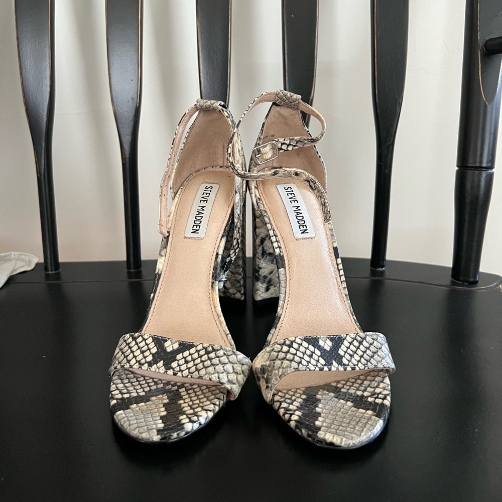 Steve Madden Carrson heels, snake skin, size 7.5